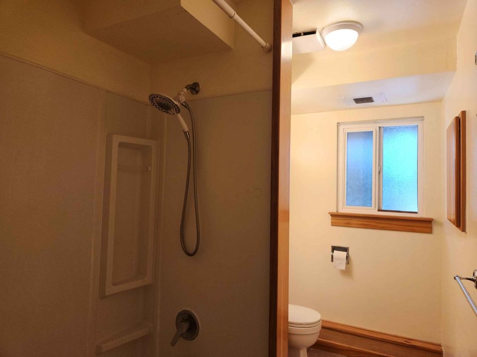 1 Bed 1 Bath - Townhouse photo'