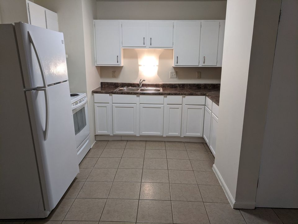 2 Beds 1 Bath Apartment photo'