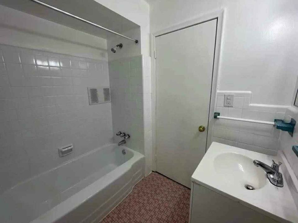 2 Beds 1 Bath - Apartment photo'