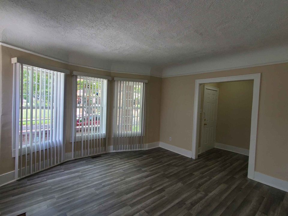 2 Beds 1 Bath - Apartment photo'