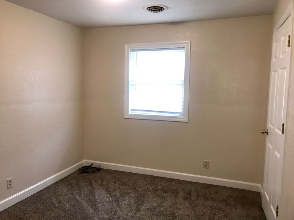 2 Beds 1 Bath Apartment/condo photo'