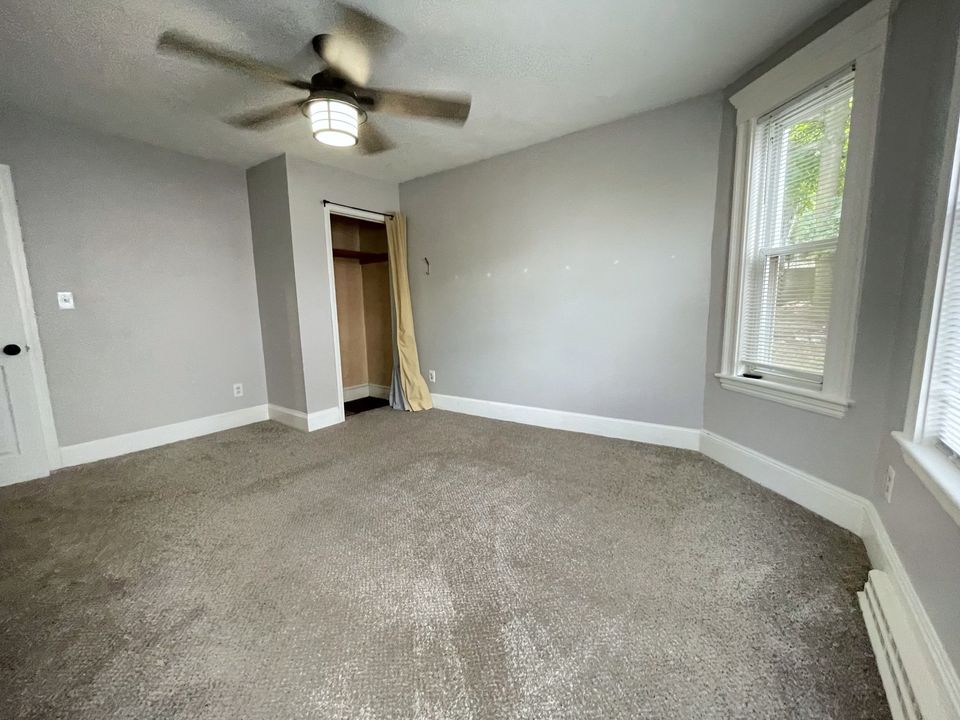 2 Beds 1 Bath Apartment photo'