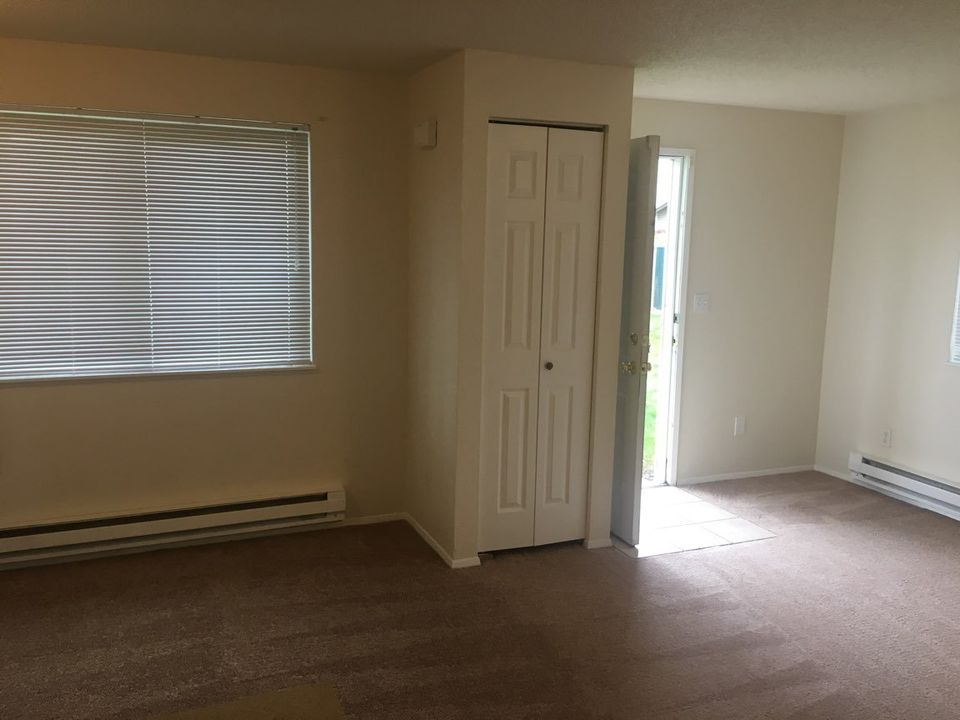 2 Beds 1 Bath Apartment photo'