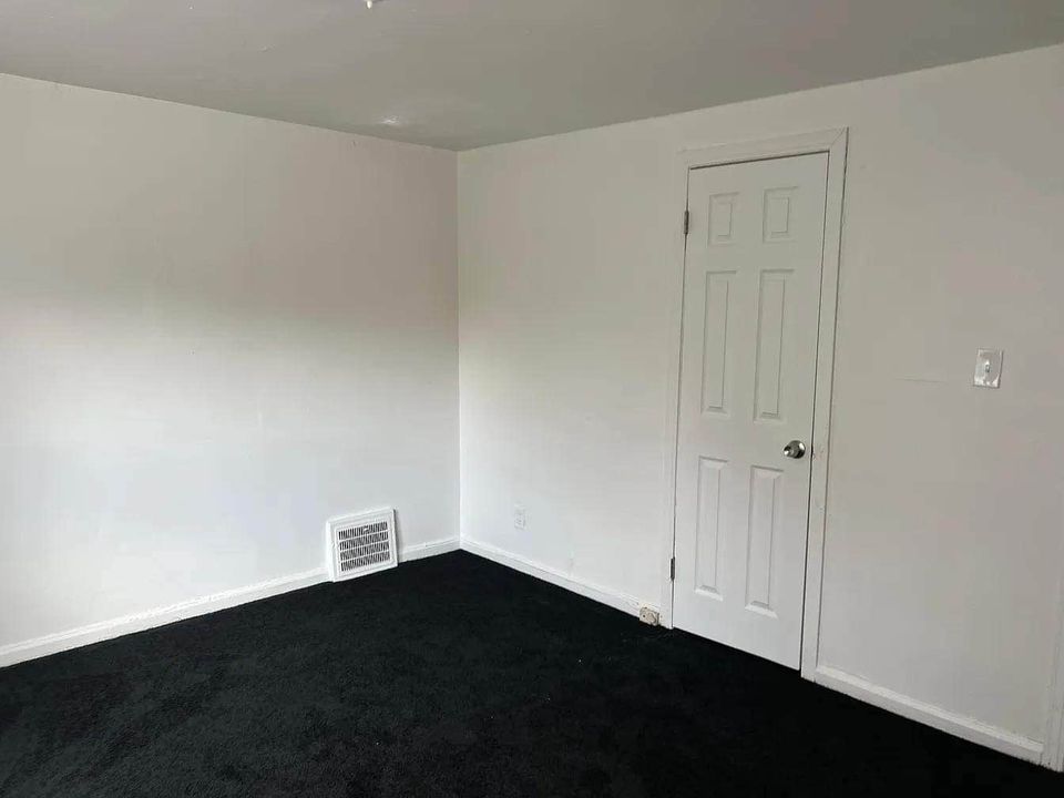 2 Beds 1 Bath - House photo'