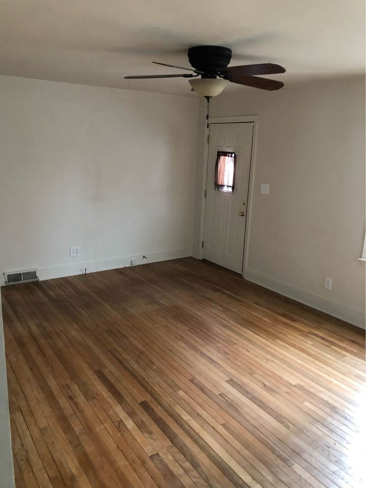 2 Beds 1 Bath - House photo'