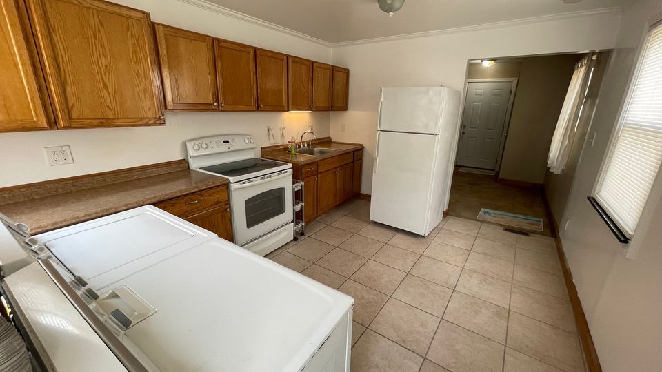 2 Beds 1 Bath House photo'