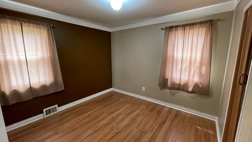 2 Beds 1 Bath House photo'