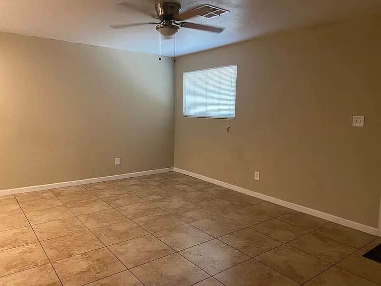 2 Beds 1 Bath - House photo'