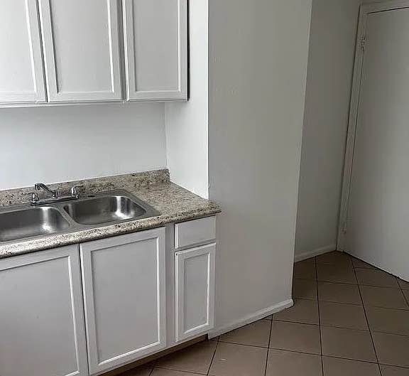 2 Beds 1 Bath - House photo'