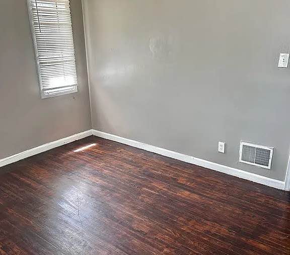 2 Beds 1 Bath - House photo'