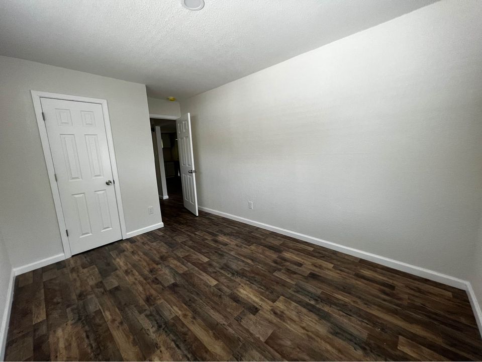 2 Beds 1 Bath - House photo'