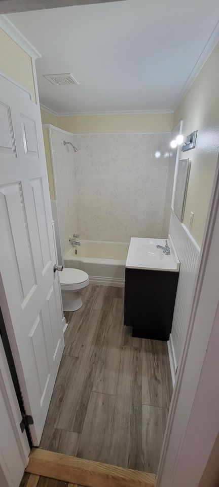 2 Beds 1 Bath House photo'