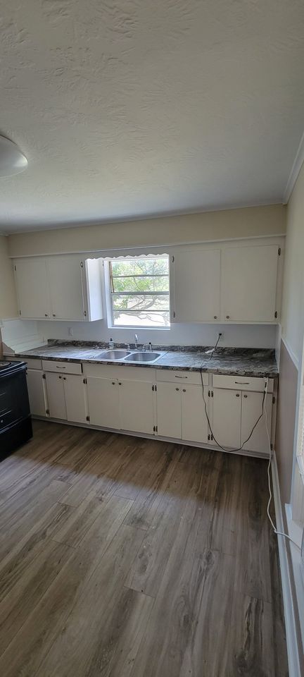 2 Beds 1 Bath House photo'