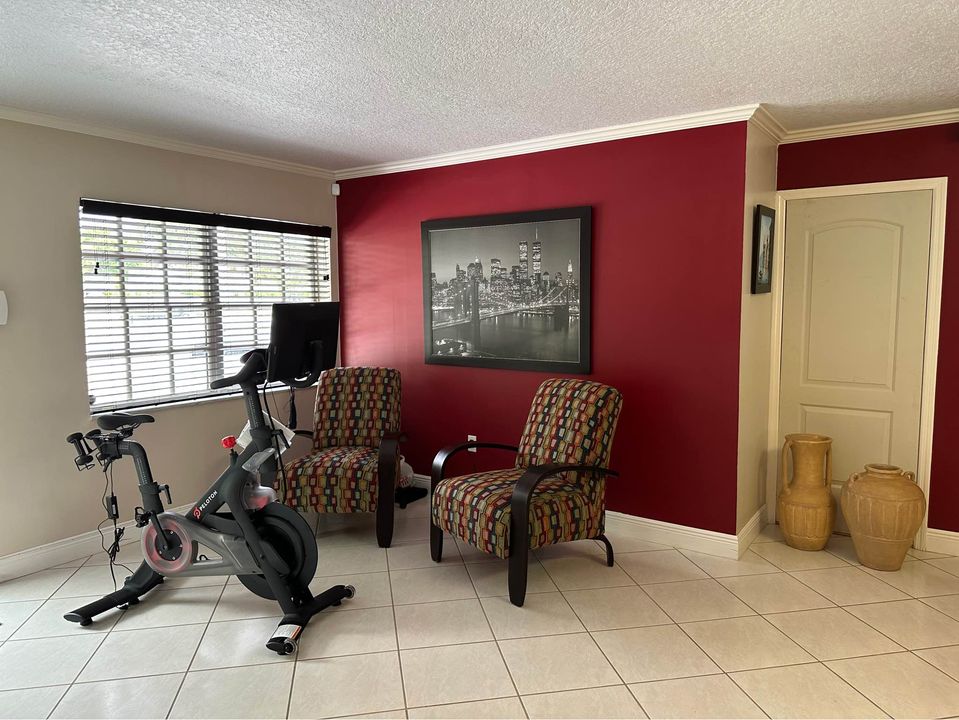 2 Beds 1 Bath - House photo'