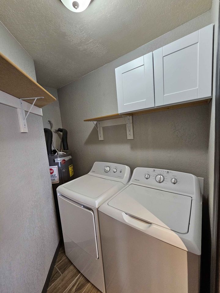 2 Beds 1 Bath - Townhouse photo'