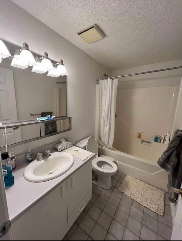 2 Beds 2 Baths - Apartment - 8