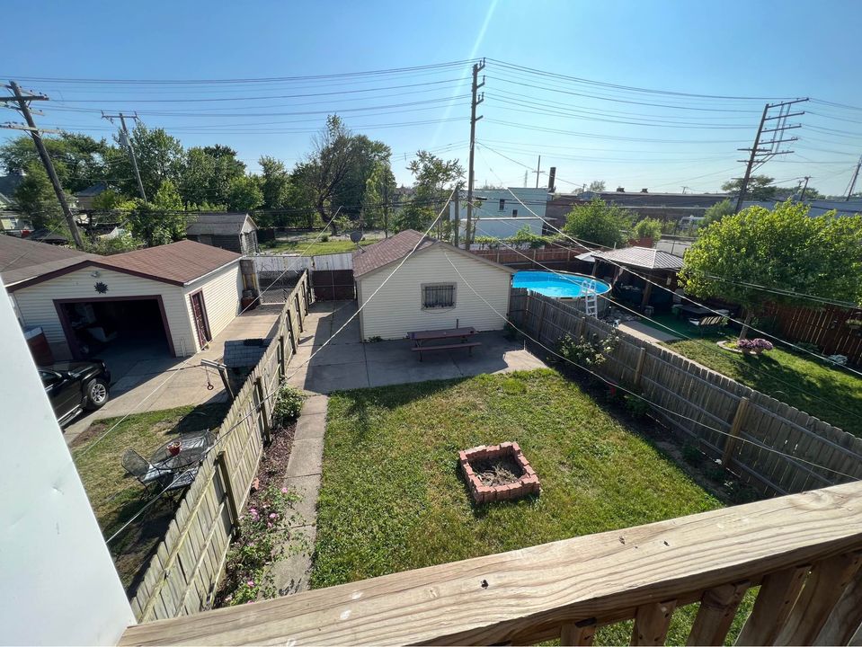 3 Beds 1 Bath - House photo'