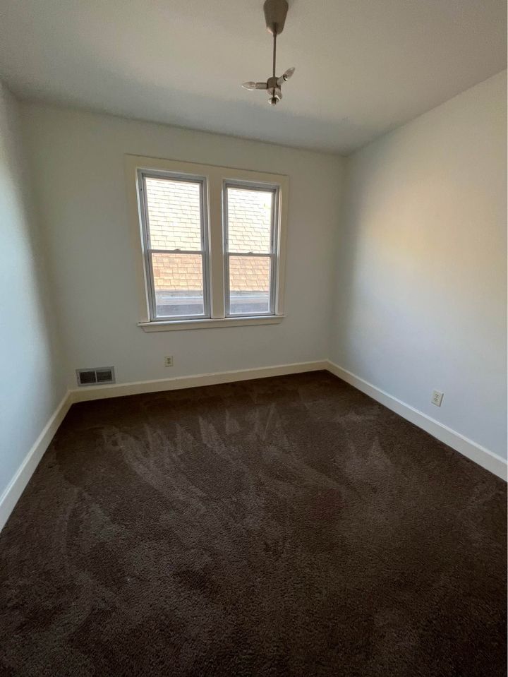 3 Beds 1 Bath - House photo'