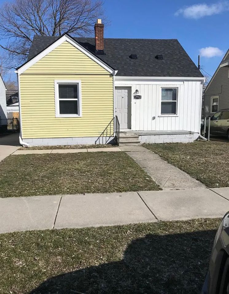 3 Beds 1 Bath - House photo'