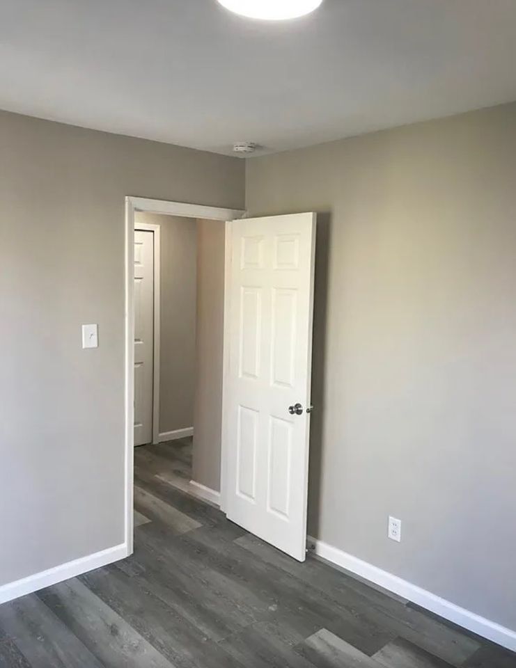 3 Beds 1 Bath - House photo'