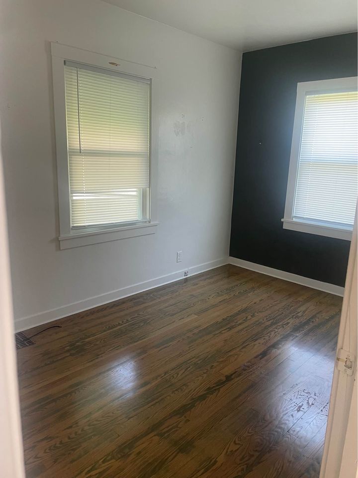 3 Beds 1 Bath - House photo'