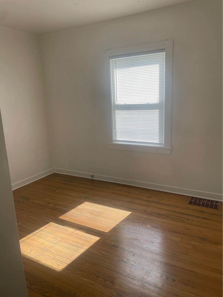 3 Beds 1 Bath - House photo'