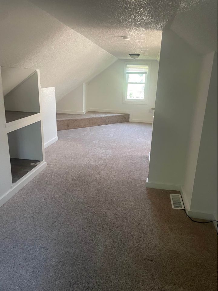 3 Beds 1 Bath - House photo'