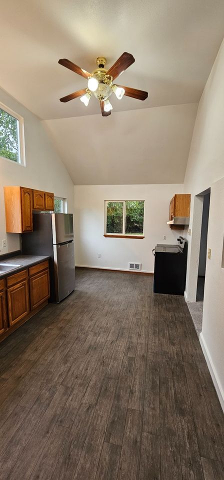 3 Beds 1 Bath House photo'