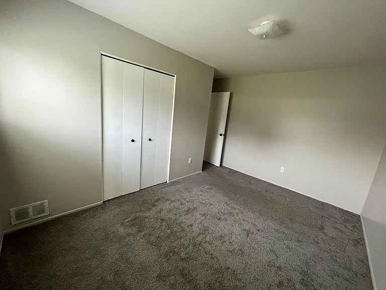 3 Beds 1 Bath - House photo'