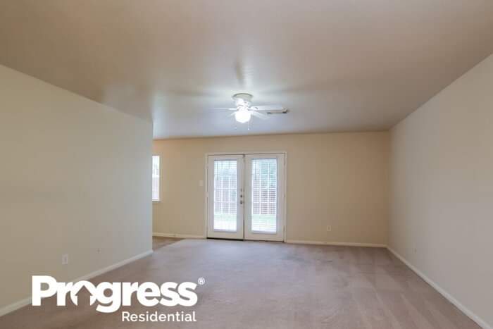 3bed 2bath with 1685sqft for rent (house ) photo'