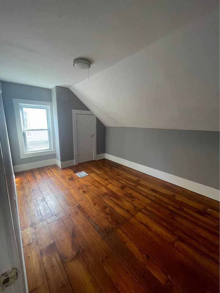 4 Beds 1 Bath - Apartment photo'