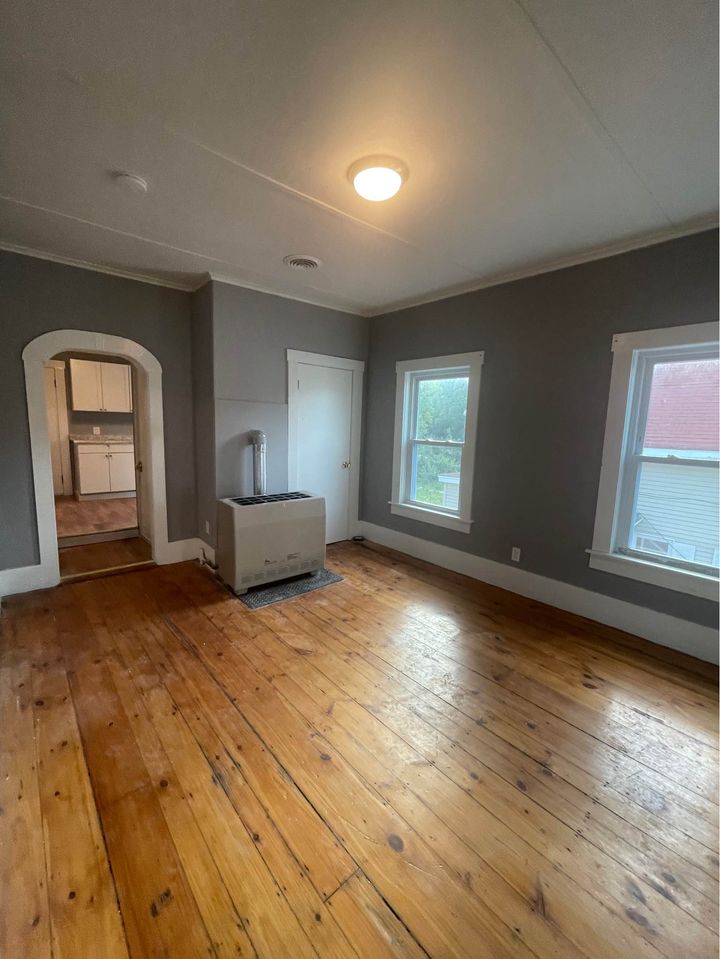 4 Beds 1 Bath - Apartment photo'