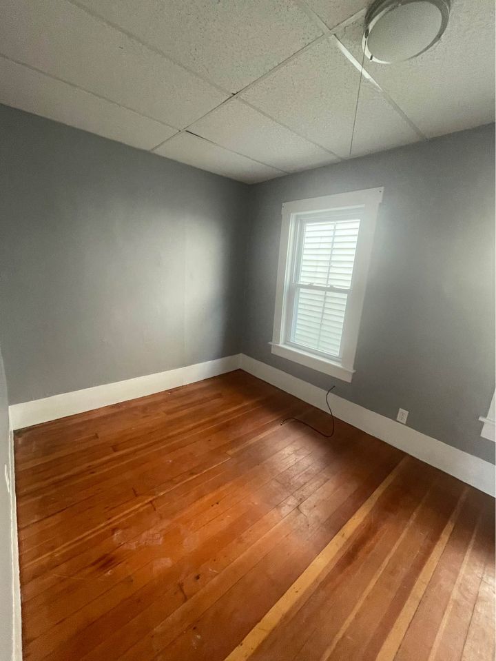 4 Beds 1 Bath - Apartment photo'