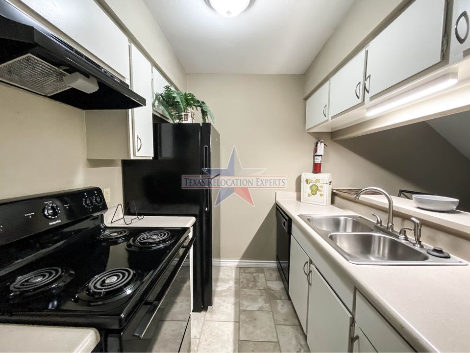 1 Bed 1 Bath - Townhouse photo'