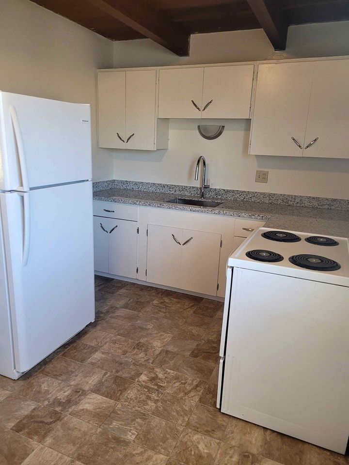 2 Beds 1 Bath - Apartment