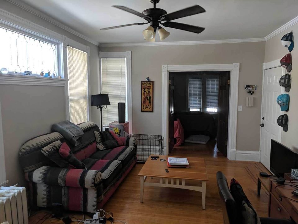 2 Beds 1 Bath - House photo'