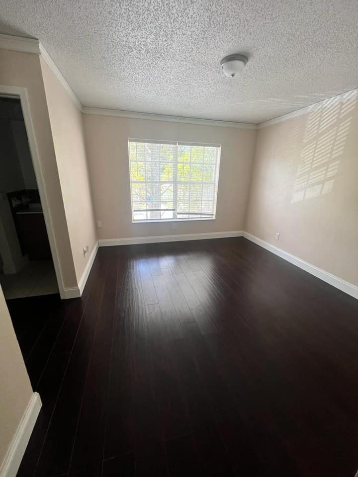 Northdale Townhouse for Rent photo'