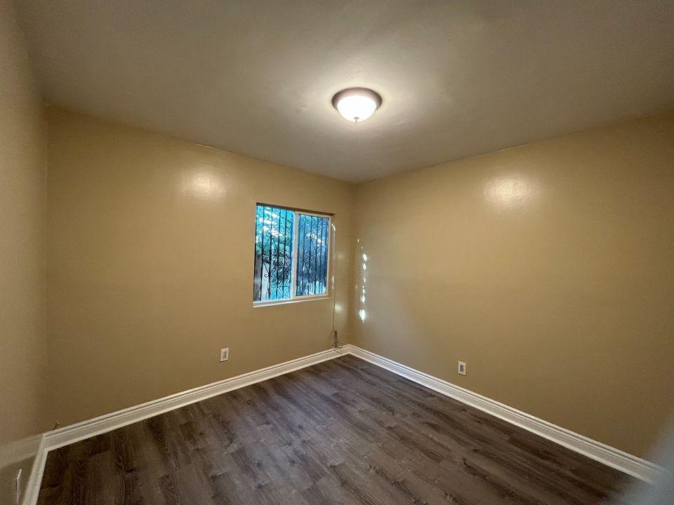 2 Beds 1 Bath House photo'