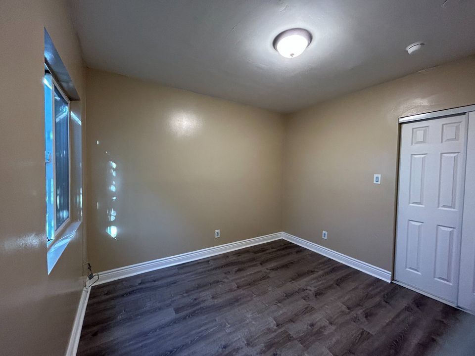 2 Beds 1 Bath House photo'