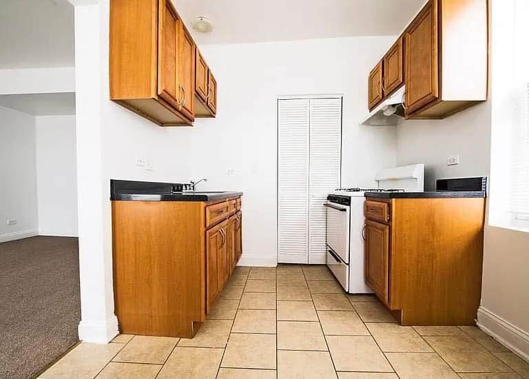 2 Beds 1 Bath - Townhouse photo'