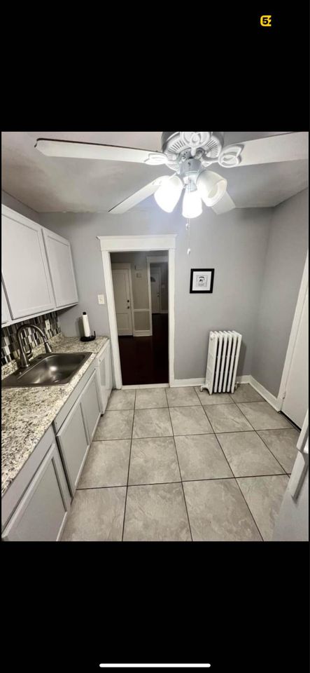 3 Beds 1 Bath - House photo'