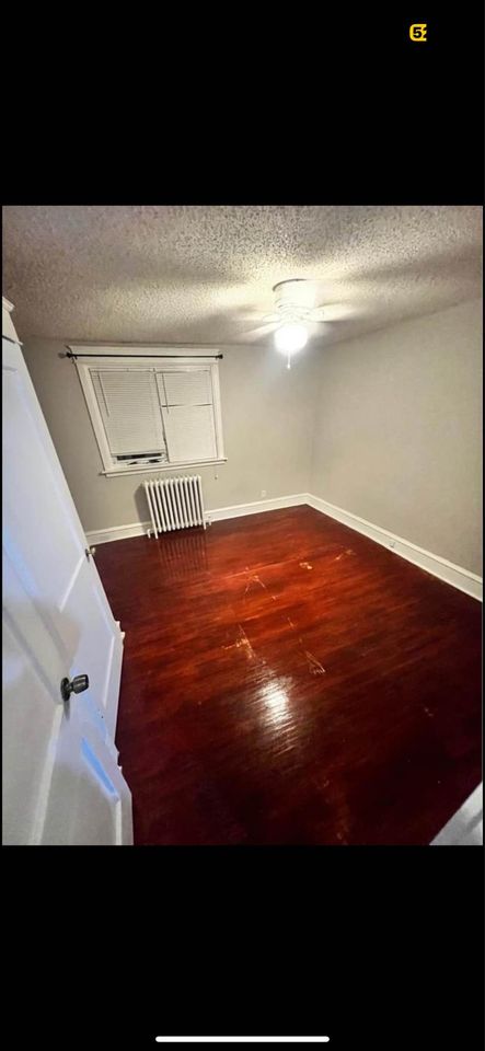 3 Beds 1 Bath - House photo'