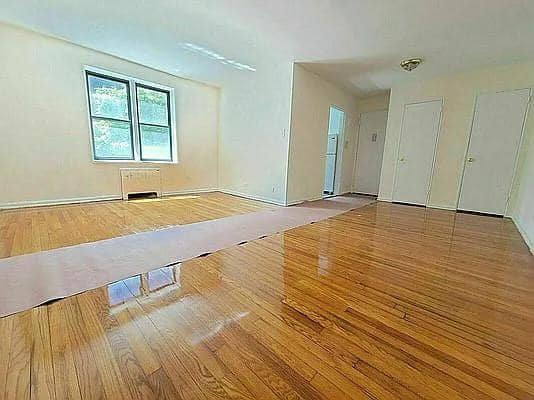 Rent for floor photo'