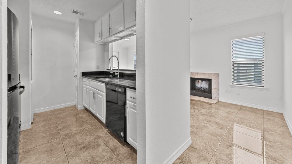 1 Bed 1 Bath Townhouse photo'