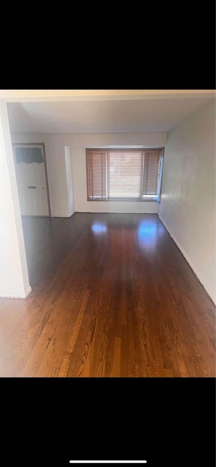 2 Beds 1 Bath - Townhouse photo'