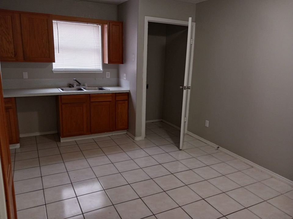 1 Bed 1 Bath Townhouse photo'