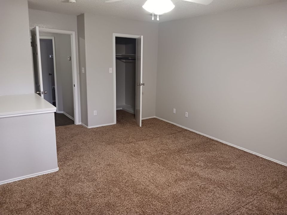 1 Bed 1 Bath Townhouse photo'