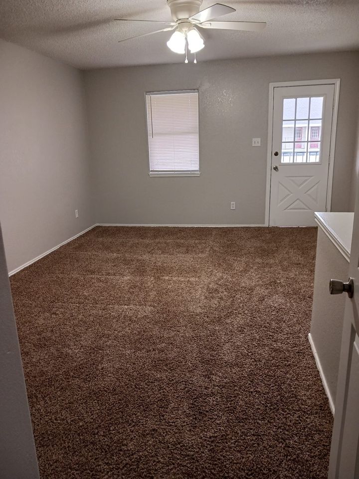 1 Bed 1 Bath Townhouse photo'