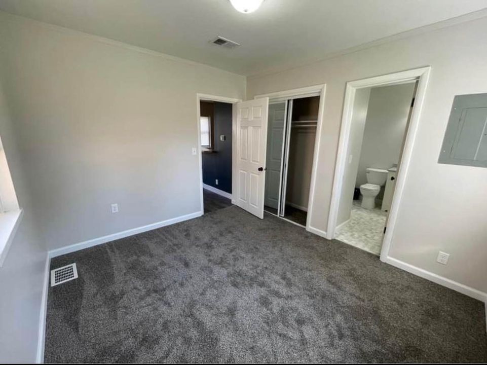 1 Bed 1 Bath - Townhouse photo'