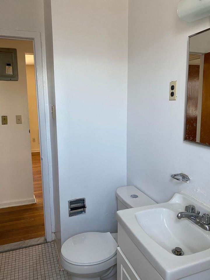 1 Bed 1 Bath - Townhouse photo'